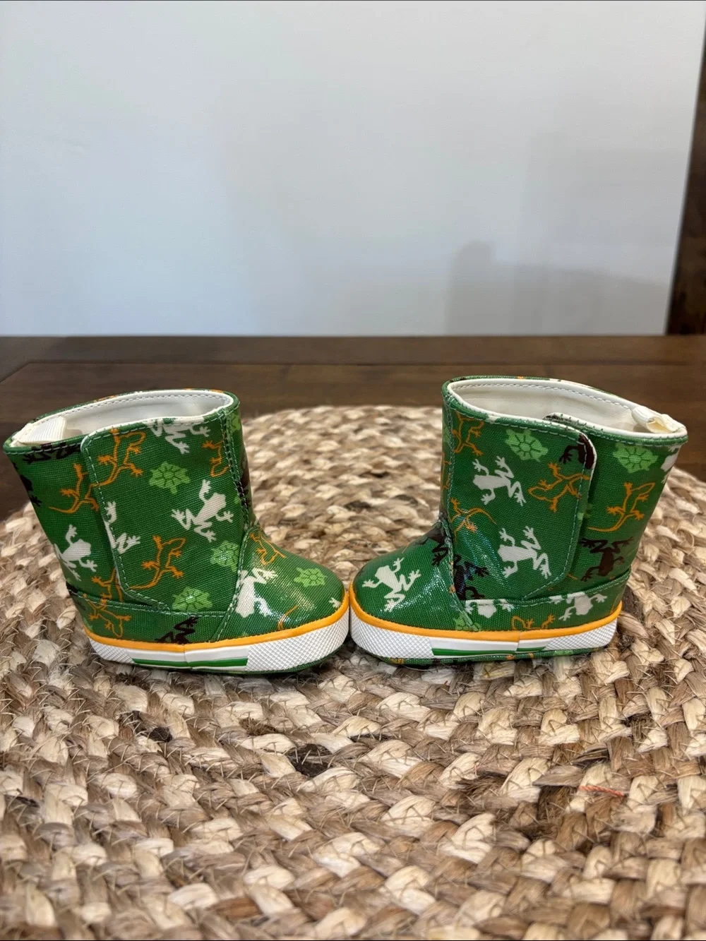 Infant Green Frog Print Canvas Boots
